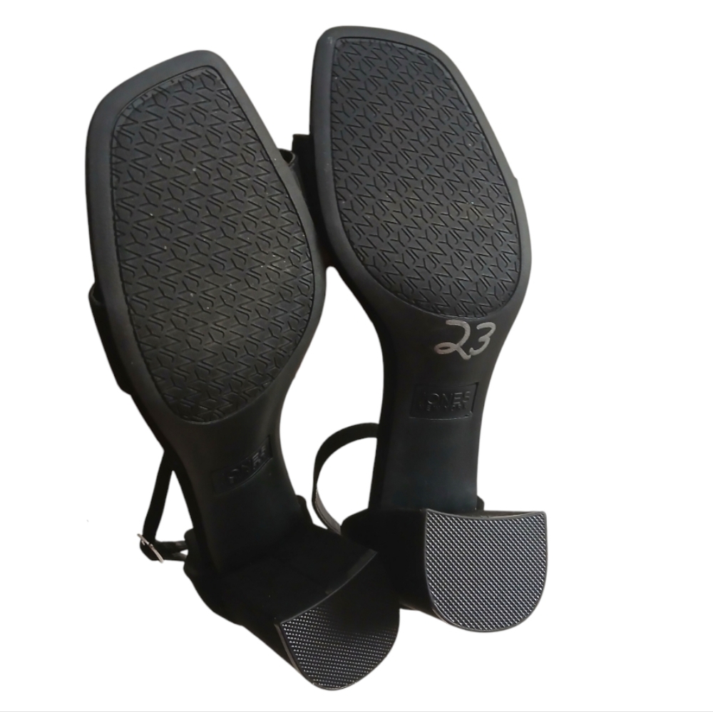 Jones New York | Earlossi Black Metallic Crystal Embellished Heel Sandals Size 9 - Picture 11 of 11